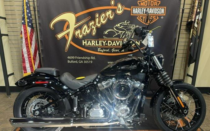 2026 Harley-Davidson® Street Bob® VIVID BLACK