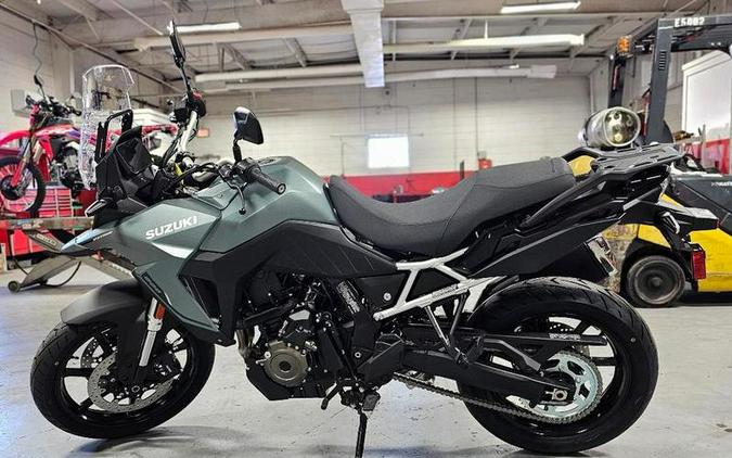 2024 Suzuki V-Strom 800