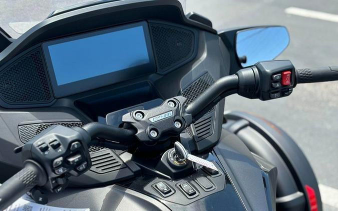 2024 Can-Am Spyder RT Limited Dark Wheels