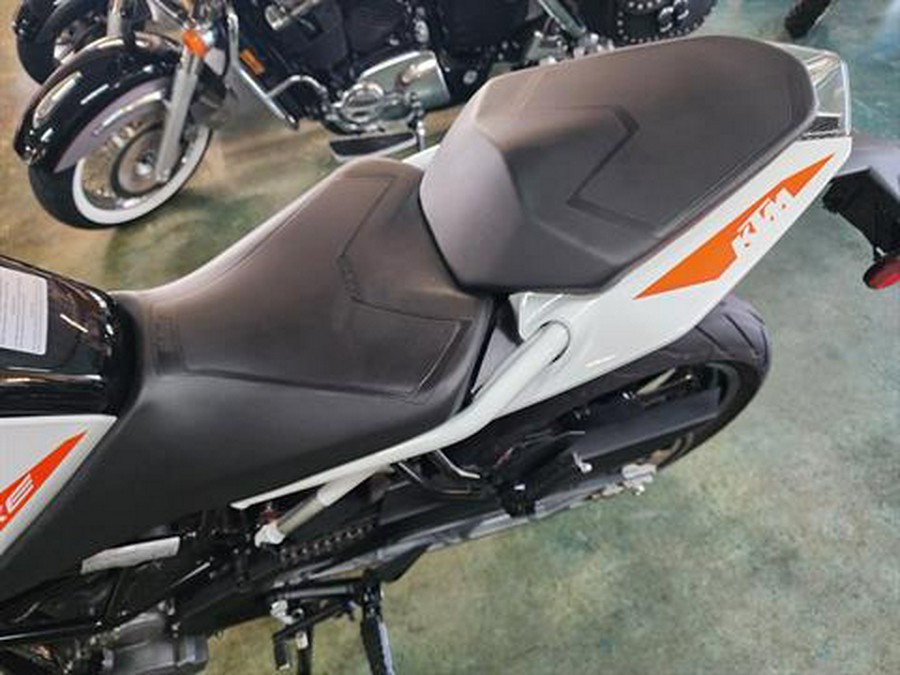 2021 KTM 390 Duke