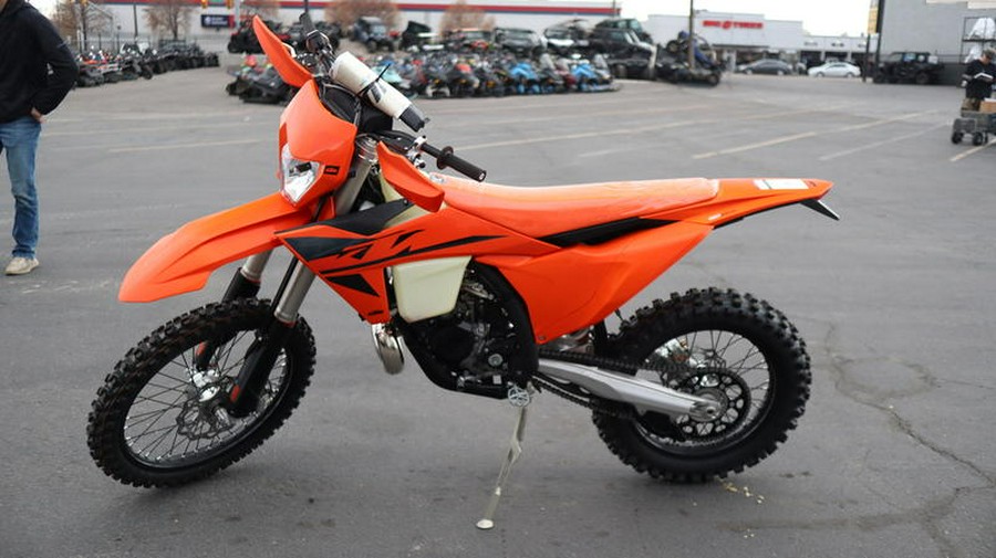 2025 KTM 150 XC-W