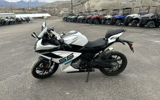 2024 CFMOTO 300SS