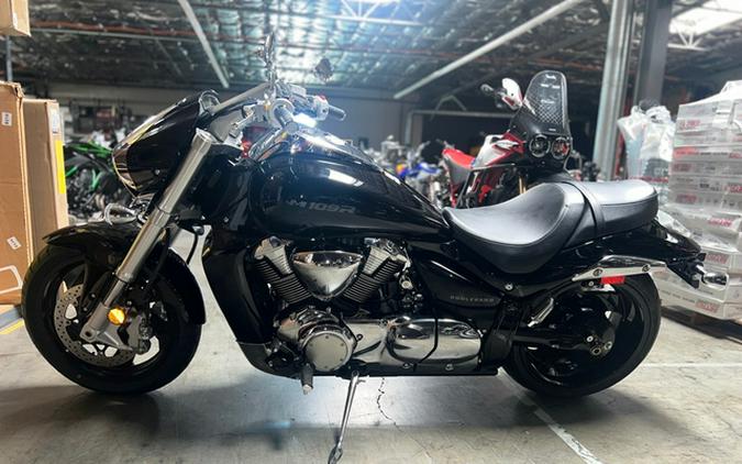 2025 Suzuki Boulevard M109R