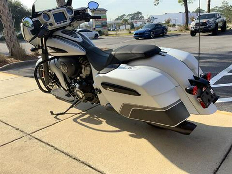 2024 Indian Motorcycle Chieftain® Dark Horse® with PowerBand Audio Package