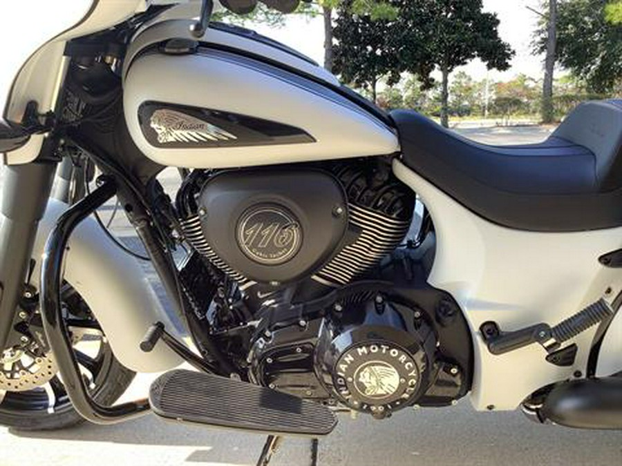 2024 Indian Motorcycle Chieftain® Dark Horse® with PowerBand Audio Package