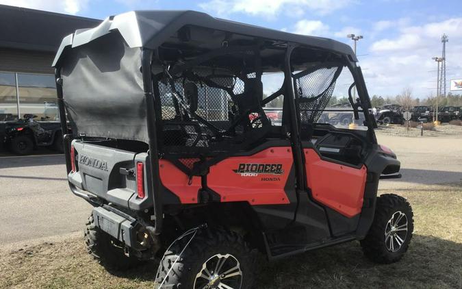 2018 Honda PIONEER 1000-5 DELUXE