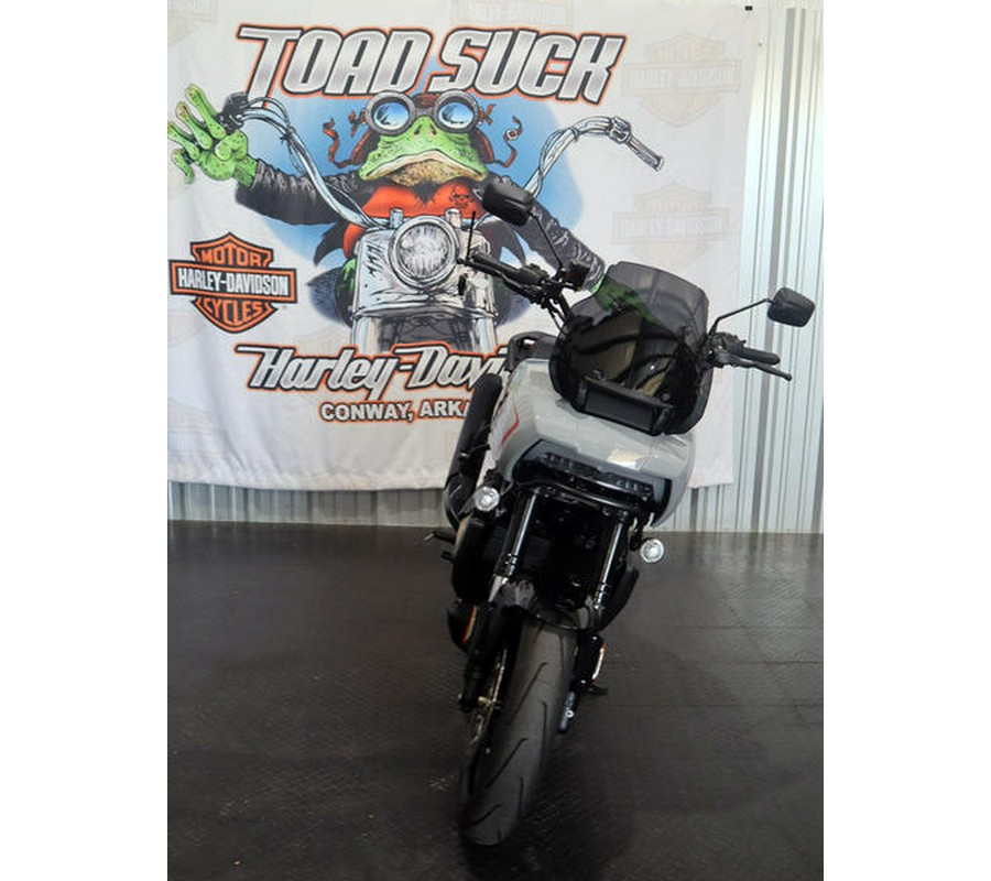 2025 Harley-Davidson® RA1250ST - Pan America® 1250 ST
