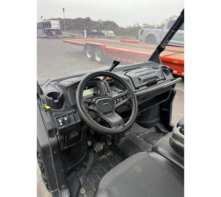 2020 Can-Am Defender XT HD8