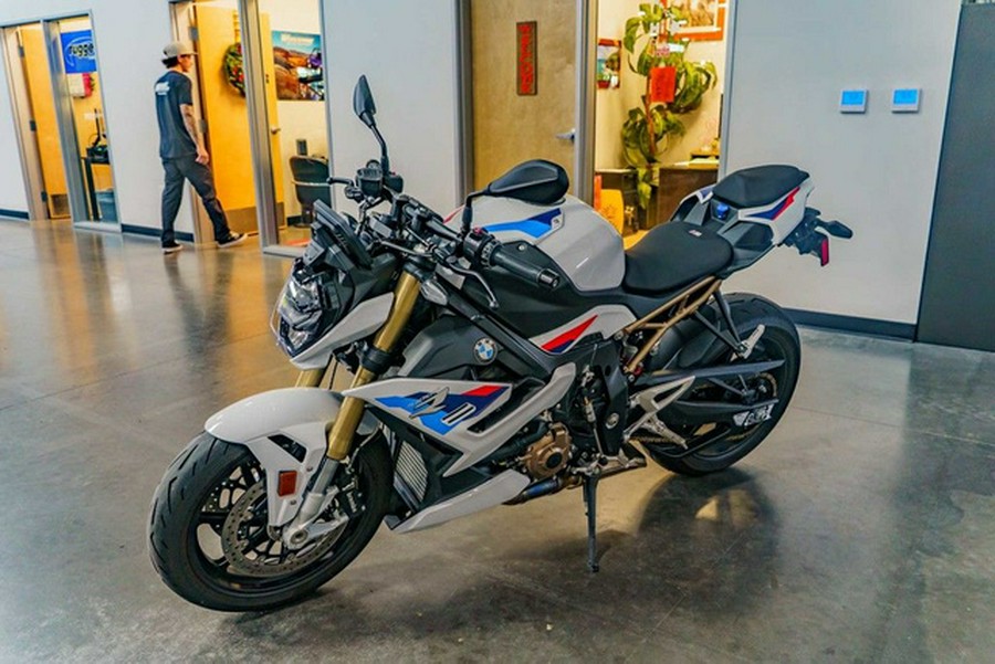 2024 BMW S 1000 R Light White/M Motorsport