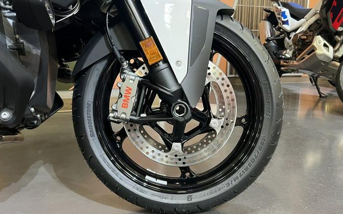 2026 BMW R 1300 RT Alpine White 3