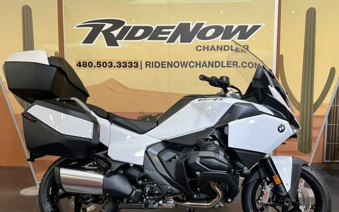 2026 BMW R 1300 RT Alpine White 3