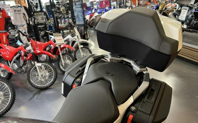 2026 BMW R 1300 RT Alpine White 3