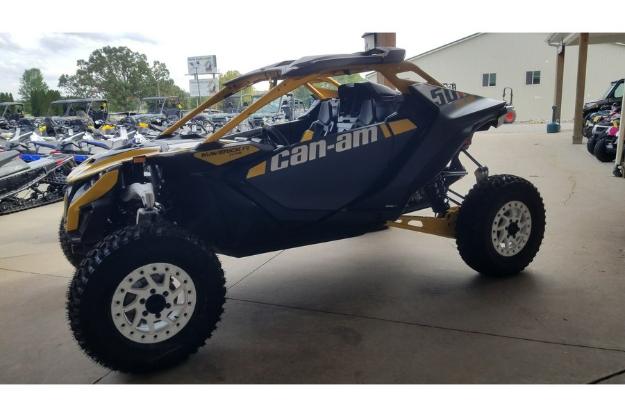 2024 Can-Am SSV MAV R XRS 77 996NT