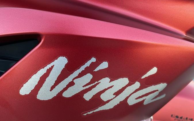 2025 Kawasaki Ninja® ZX™-14R ABS