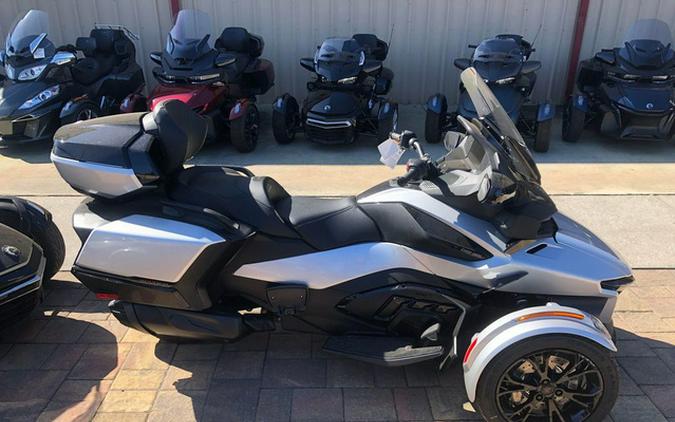 2024 Can-Am Spyder RT Limited Dark Wheels