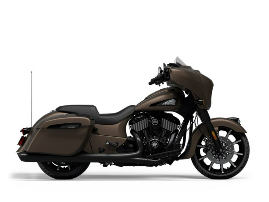 2024 Indian Motorcycle® Chieftain® Dark Horse® w/Powerband Audio Pkg Sandstone Smoke