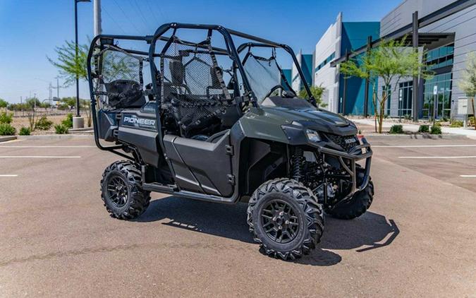 2026 Honda Pioneer 700-4 Deluxe