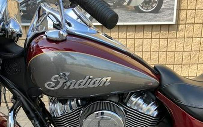 2020 Indian Motorcycle® Springfield® Burgundy Metallic / Titanium Metallic