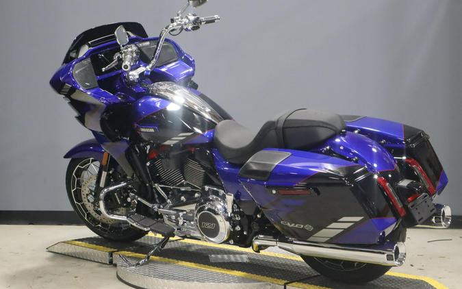 2025 Harley-Davidson® CVO™ Road Glide™ FLTRXSE