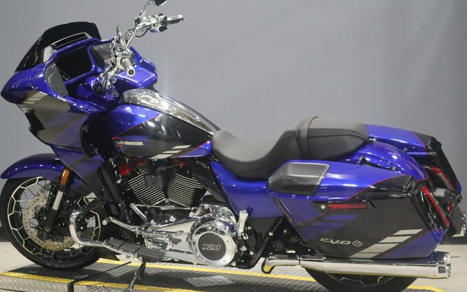 2025 Harley-Davidson® CVO™ Road Glide™ FLTRXSE