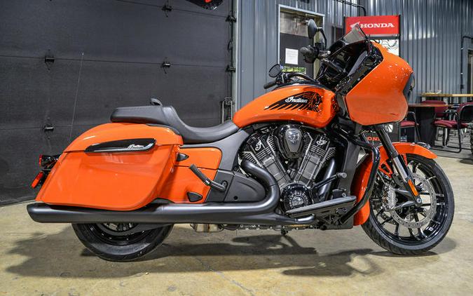 2024 Indian Motorcycle® Challenger® Dark Horse® Icon Sunset Orange