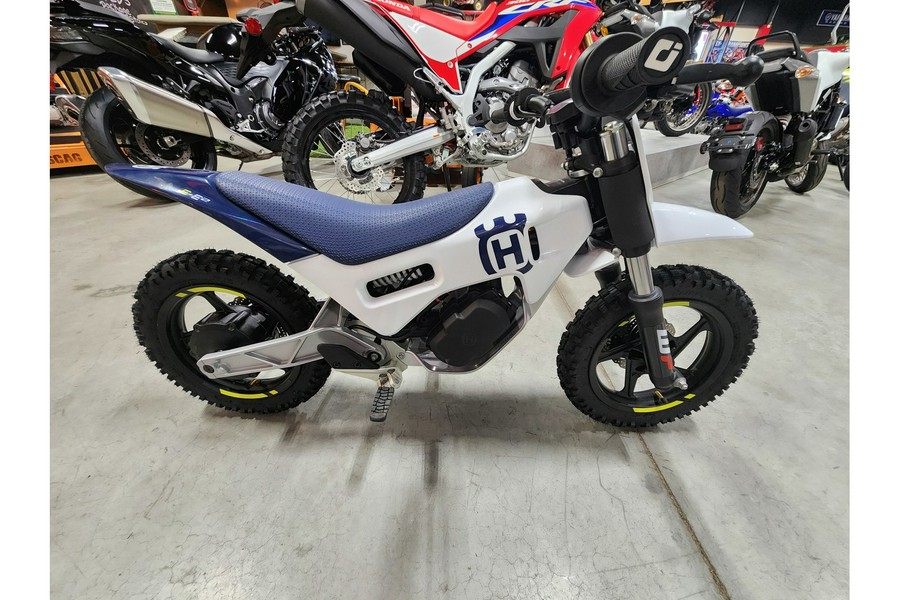 2024 Husqvarna Motorcycles EE 2