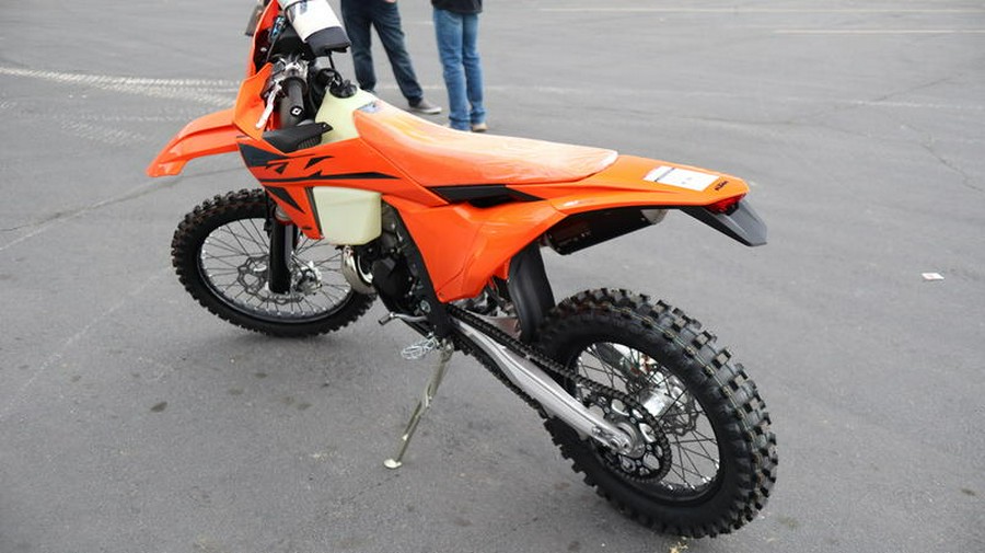 2025 KTM 150 XC-W