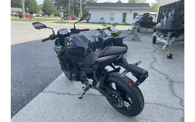2025 Z650 - Kawasaki
