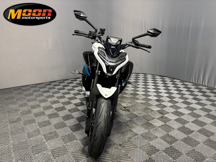 2026 CFMOTO 675NK