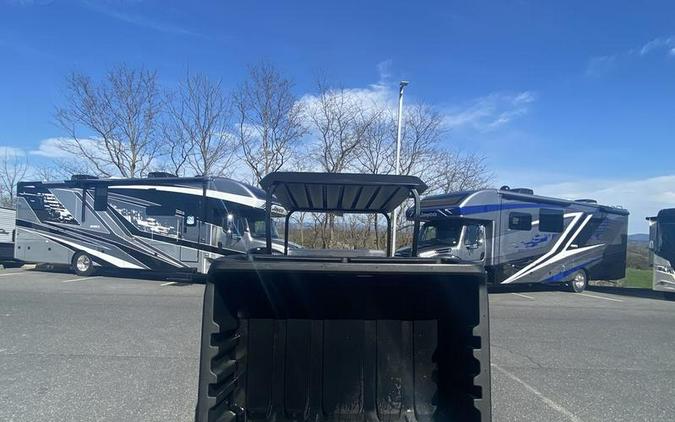 2023 Cushman® Hauler 800X Elite