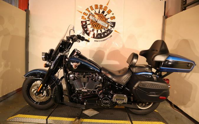 2018 Harley-Davidson 115th Anniversary Heritage Classic 114 Legend Blue/Vivid Black