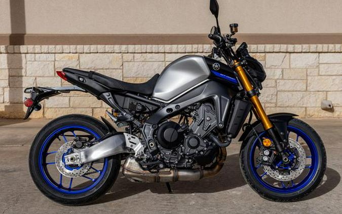 New 2023 YAMAHA MT09 SP LIQUID METAL AND RAVEN