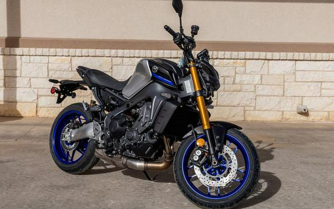 New 2023 YAMAHA MT09 SP LIQUID METAL AND RAVEN