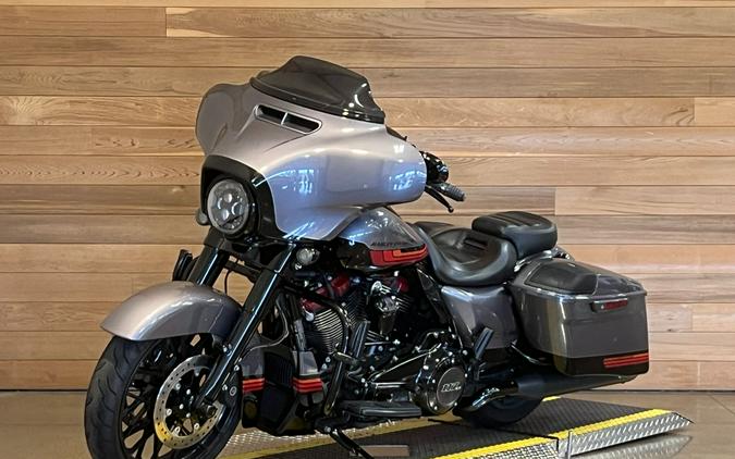 2020 Harley-Davidson CVO™ Street Glide®