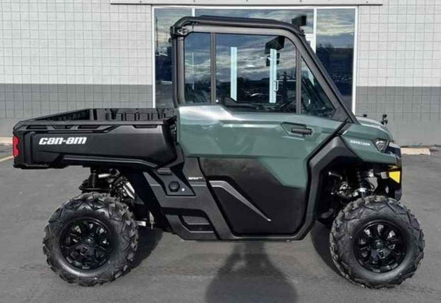 2024 Can-Am® DEF HD9 DPS CAB