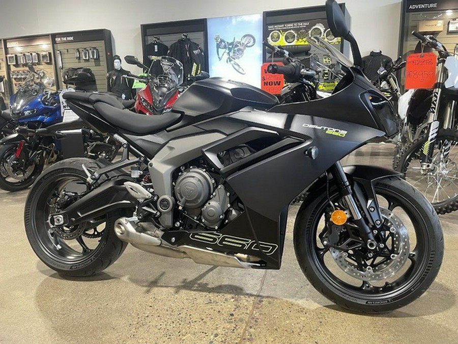 2025 Triumph Daytona 660 Satin Granite/Satin Black