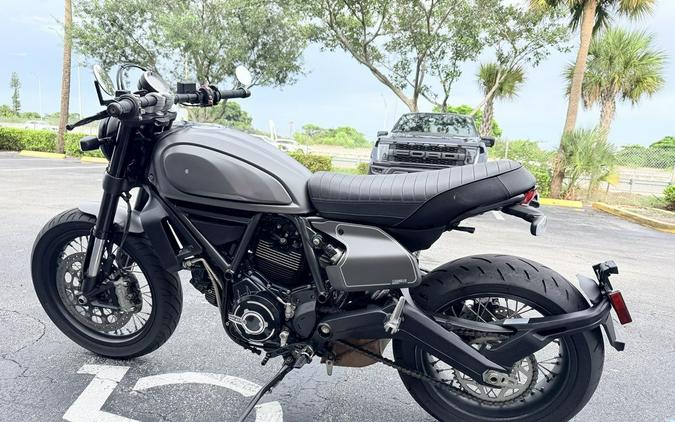 2022 Ducati Scrambler Nightshift Aviator Grey