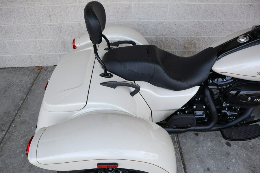 2023 Harley-Davidson Freewheeler