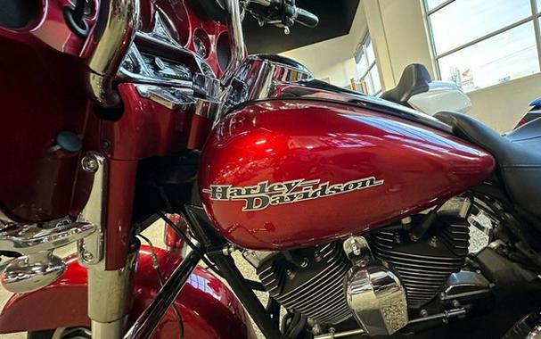 2013 Harley-Davidson FLHX - Street Glide