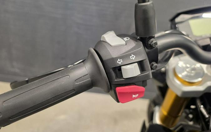 2025 BMW G 310 R Cosmic Black 2 310 R Style Sport