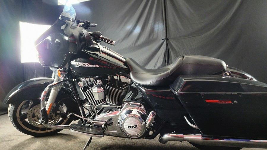 2012 HARLEY-DAVIDSON FLHXI STREET GLIDE - C619880