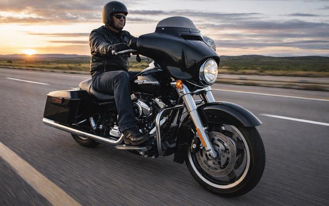 2012 HARLEY-DAVIDSON FLHXI - C619880