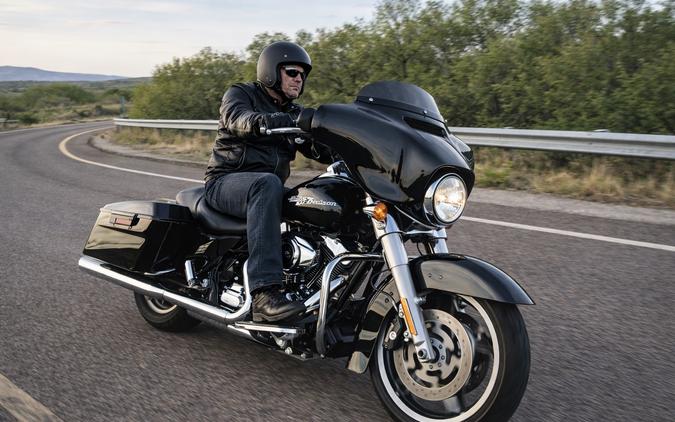 2012 HARLEY-DAVIDSON FLHXI - C619880