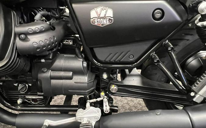 2024 Moto Guzzi V7 Stone