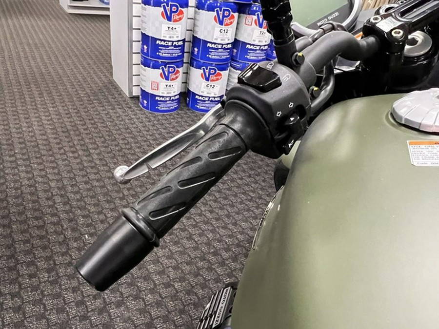 2024 Moto Guzzi V7 Stone