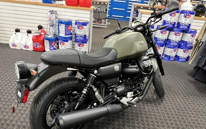 2024 Moto Guzzi V7 Stone