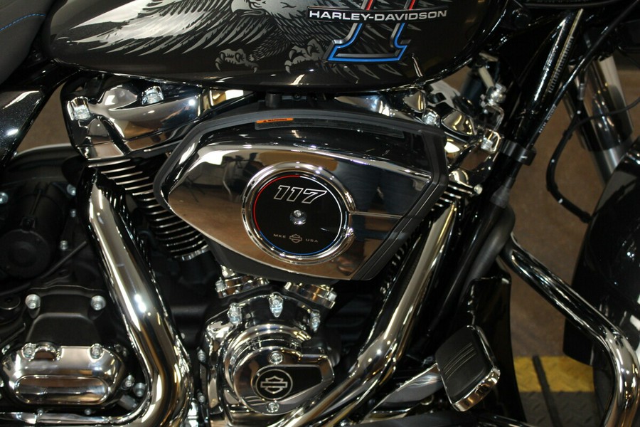 2026 Harley-Davidson® Street Glide® Midnight Ember