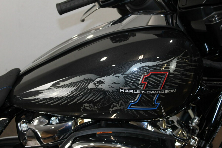 2026 Harley-Davidson® Street Glide® Midnight Ember