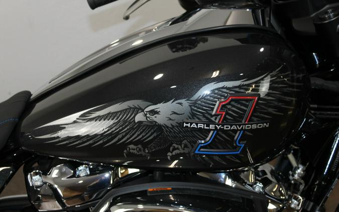 2026 Harley-Davidson® Street Glide® Midnight Ember