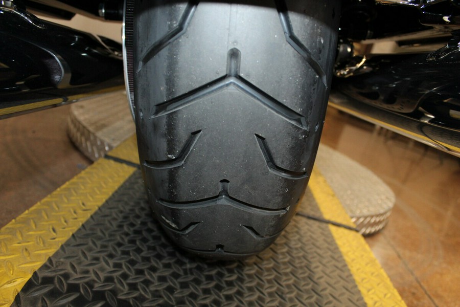 2026 Harley-Davidson® Street Glide® Midnight Ember